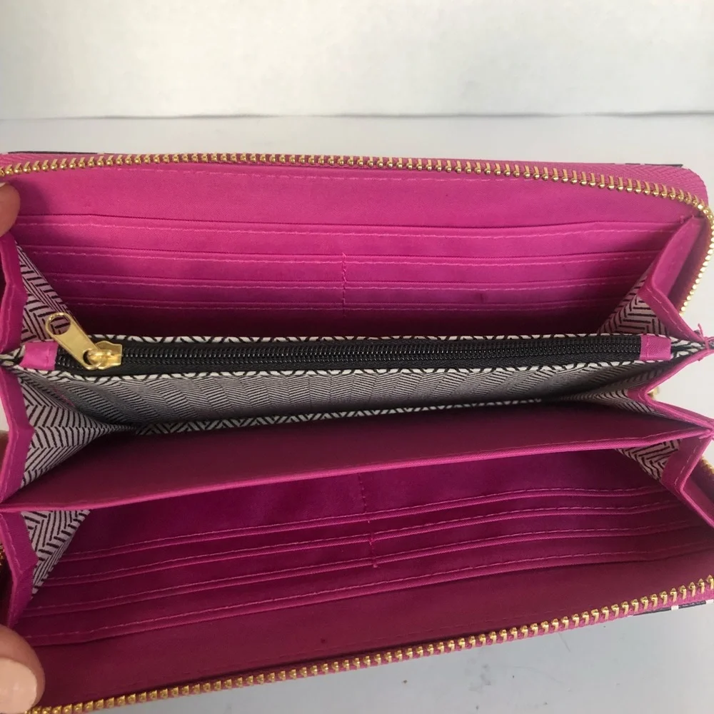 Zip-around wallet
